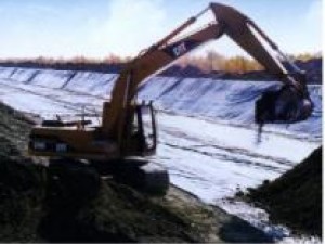 墨玉縣巴拉木歲干渠施工現(xiàn)場(chǎng)